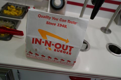 20180912 in-n-out burger 08.jpg