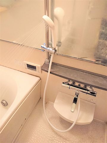 20200707 浴室水栓シャワー交換 23.jpg