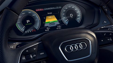 20210223 audi Audi q5 sportback 55 tfsi e quattro 04.jpg