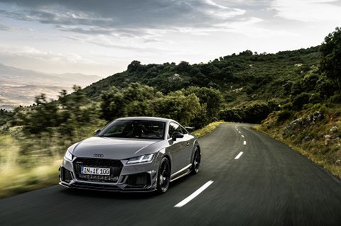 20221004 audi tt rs coupe iconic edition 07.jpg